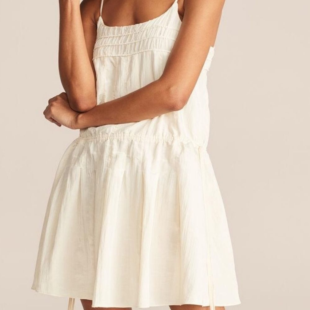 Rebecca Taylor Pleated Smocked Ruched Neck  Cinched waist Silk Shift Dre…